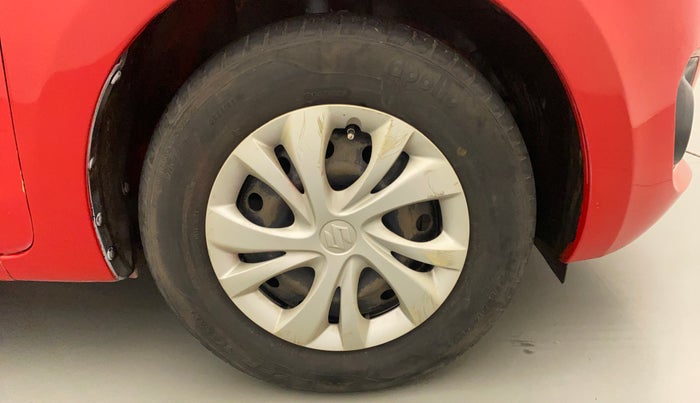 2018 Maruti Swift VXI AMT, Petrol, Automatic, 41,110 km, Right Front Wheel