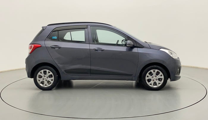 2015 Hyundai Grand i10 SPORTZ 1.2 KAPPA VTVT, Petrol, Manual, 35,933 km, Right Side View