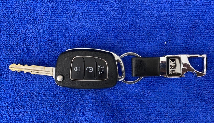 2020 Hyundai GRAND I10 NIOS SPORTZ AMT 1.2 KAPPA VTVT, Petrol, Automatic, 22,849 km, Key Close Up