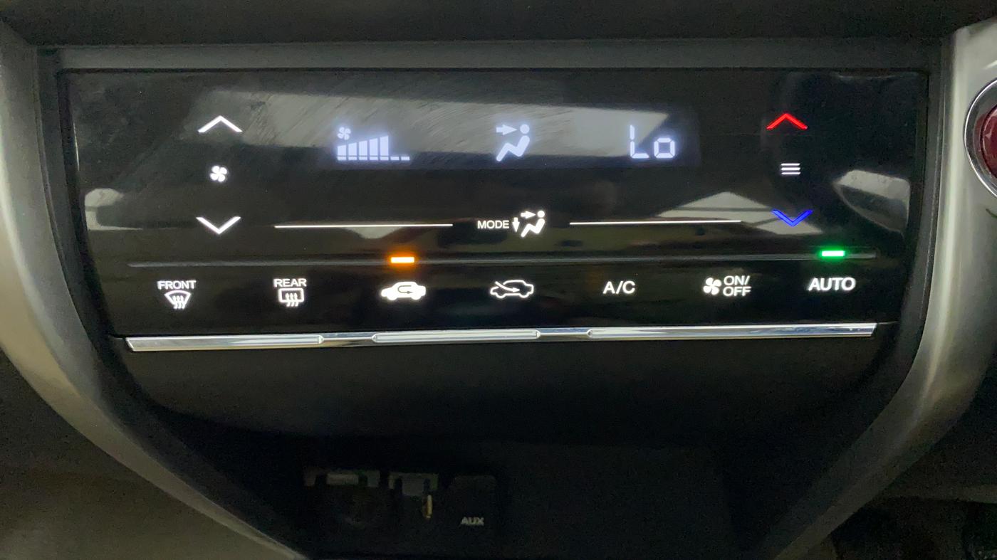 2016 Honda City 1.5L I-VTEC VX, Petrol, Manual, 48,704 km, Automatic Climate Control