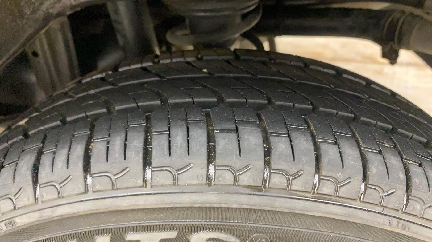 2017 Maruti Alto K10 VXI (O) AMT, Petrol, Automatic, 51,129 km, Left Rear Tyre Tread
