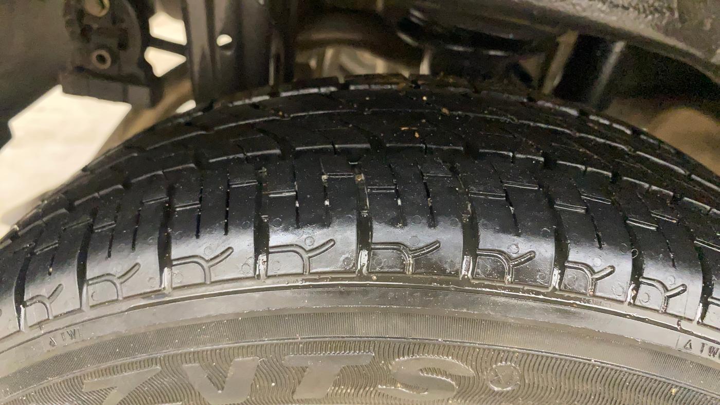 2017 Maruti Alto K10 VXI (O) AMT, Petrol, Automatic, 51,129 km, Right Rear Tyre Tread