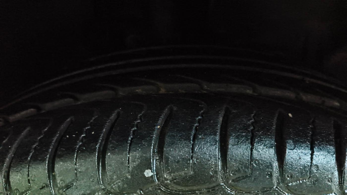 2013 Ford Ecosport TITANIUM 1.0L ECOBOOST (OPT), Petrol, Manual, 60,341 km, Right Front Tyre Tread