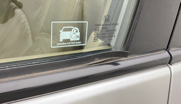 2013 Honda Brio S MT, Petrol, Manual, 82,800 km, Front passenger door - Weather strip has minor damage