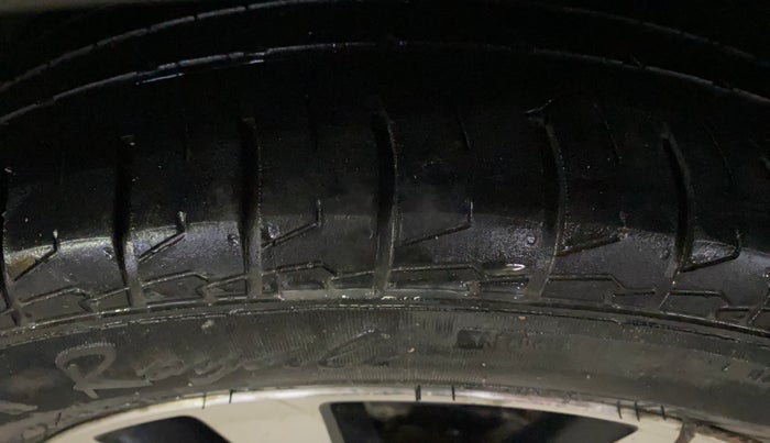 2021 Nissan Kicks XV 1.5, CNG, Manual, 60,491 km, Left Rear Tyre Tread