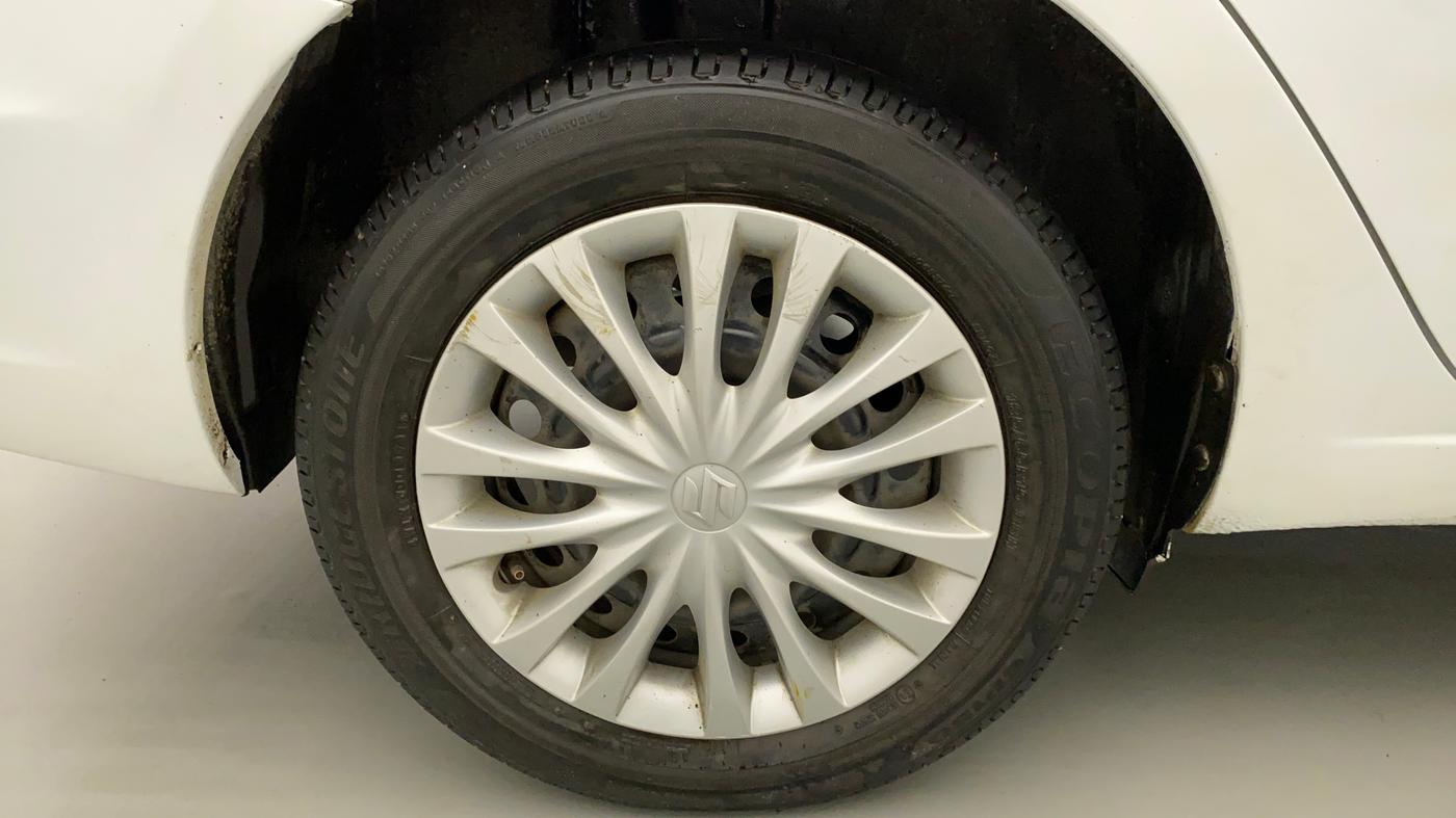 2015 Maruti Ciaz VXI, Petrol, Manual, 78,426 km, Right Rear Wheel
