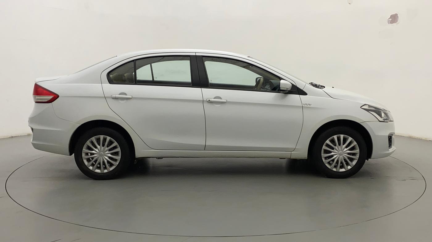 2015 Maruti Ciaz VXI, Petrol, Manual, 78,426 km, Right Side