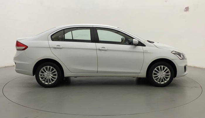 2015 Maruti Ciaz VXI, Petrol, Manual, 78,426 km, Right Side