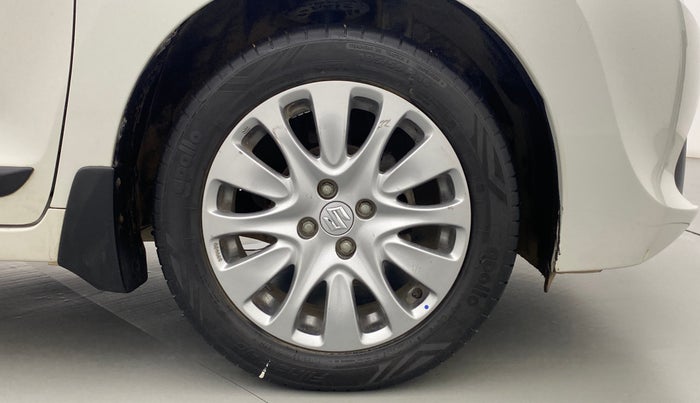 2017 Maruti Baleno ZETA 1.2 K12 AMT, Petrol, Automatic, 22,390 km, Right Front Wheel
