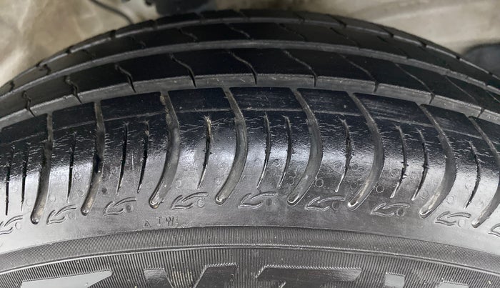2020 Maruti S PRESSO VXI, Petrol, Manual, Right Front Tyre Tread