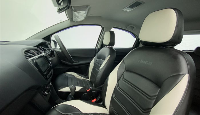 2022 Tata TIAGO NRG XZ MT, Petrol, Manual, 13,652 km, Right Side Front Door Cabin