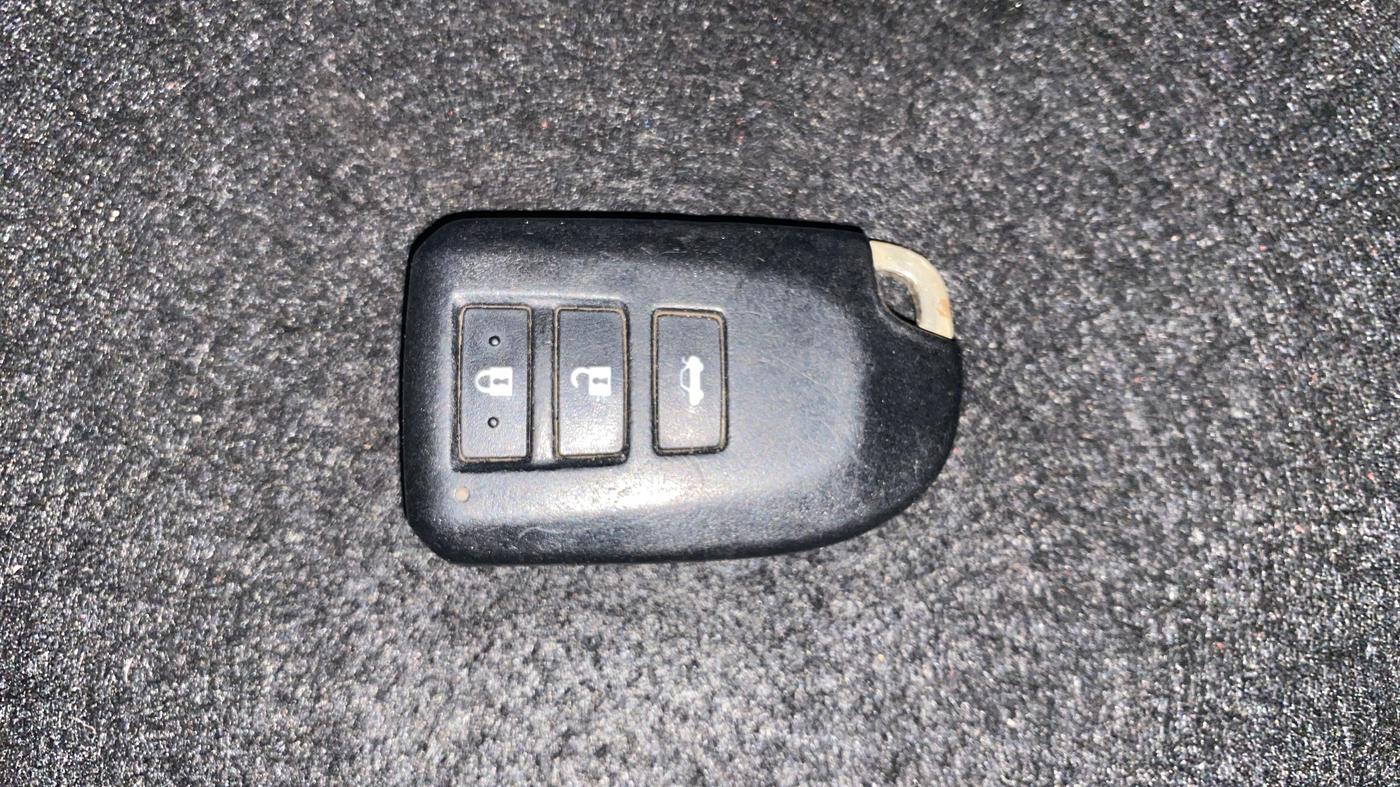 2019 Toyota YARIS G MT, Petrol, Manual, 78,683 km, Key Close Up