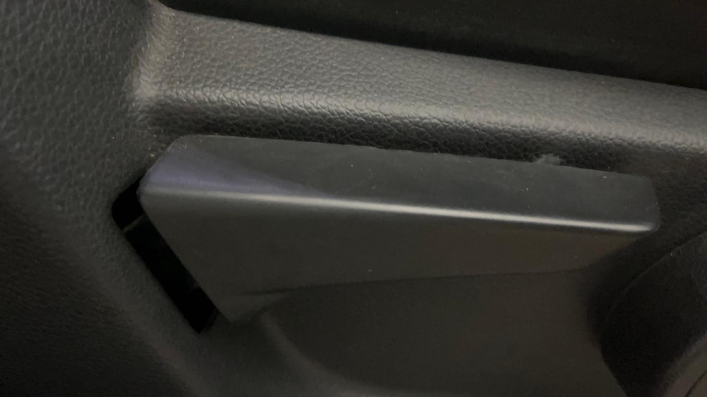 2022 Mahindra Thar LX PETROL HT 4WD AT, Petrol, Automatic, 47,201 km, Driver Side Adjustment Panel