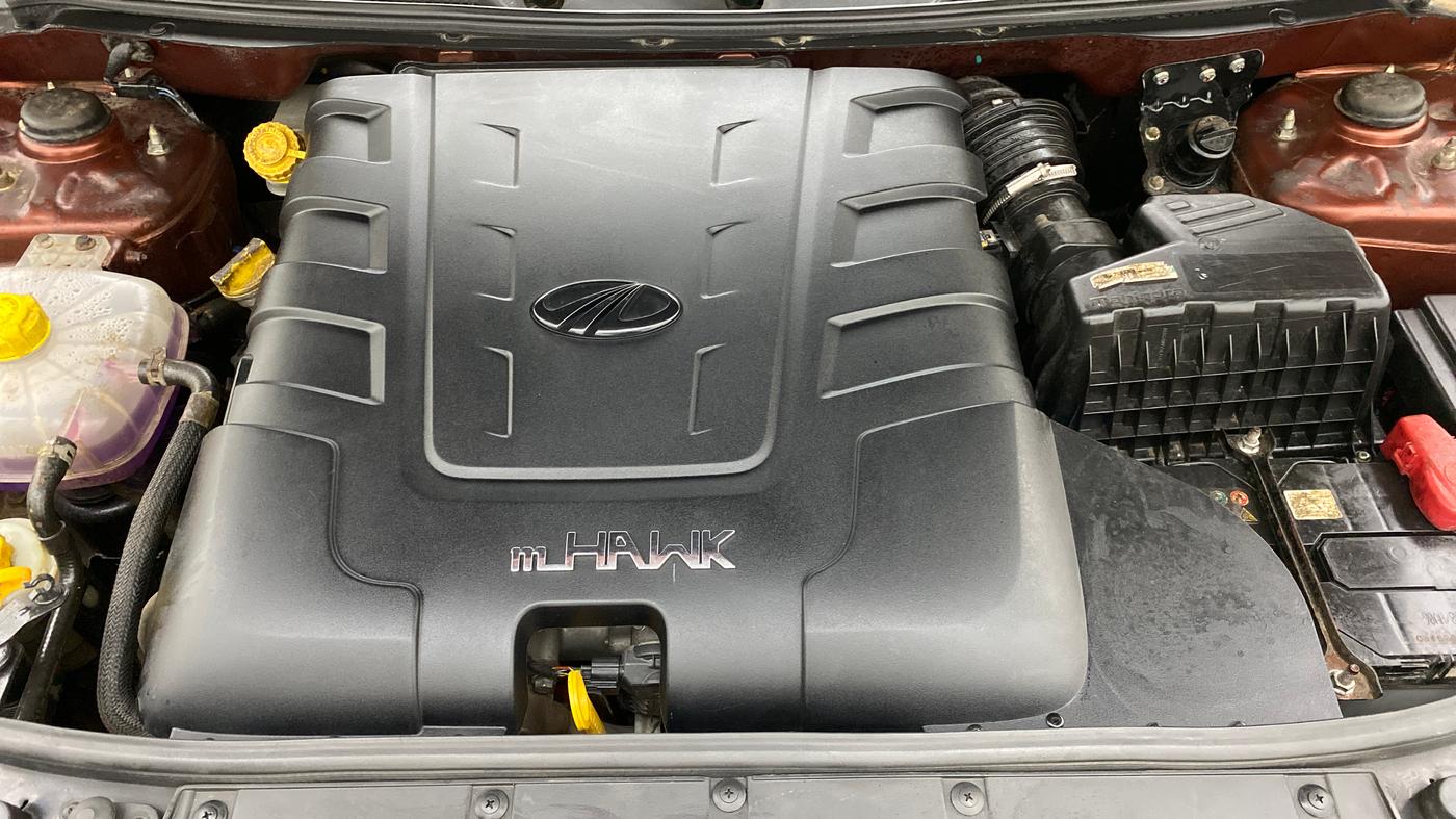 2020 Mahindra XUV500 W7 FWD, Diesel, Manual, 21,772 km, Open Bonet