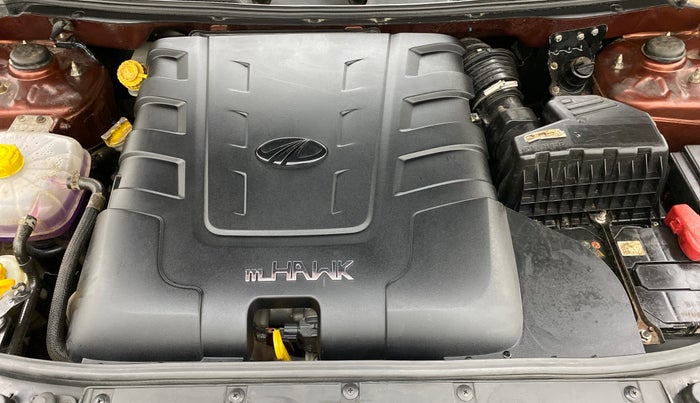 2020 Mahindra XUV500 W7 FWD, Diesel, Manual, 21,772 km, Open Bonet