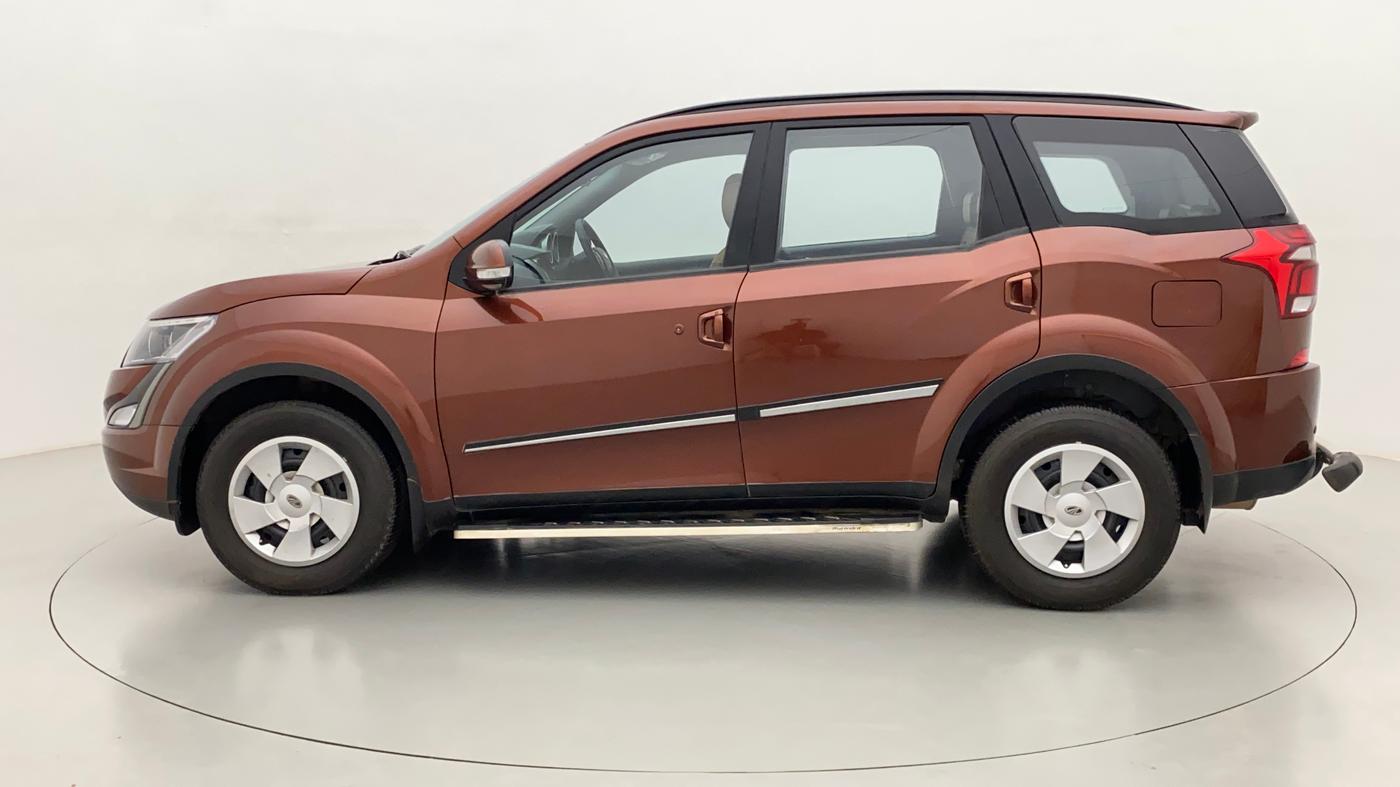 2020 Mahindra XUV500 W7 FWD, Diesel, Manual, 21,772 km, Left Side