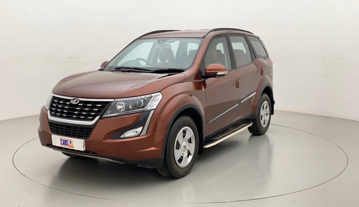 2020 Mahindra XUV500 W7 FWD, Diesel, Manual, 21,772 km, Left Front Diagonal