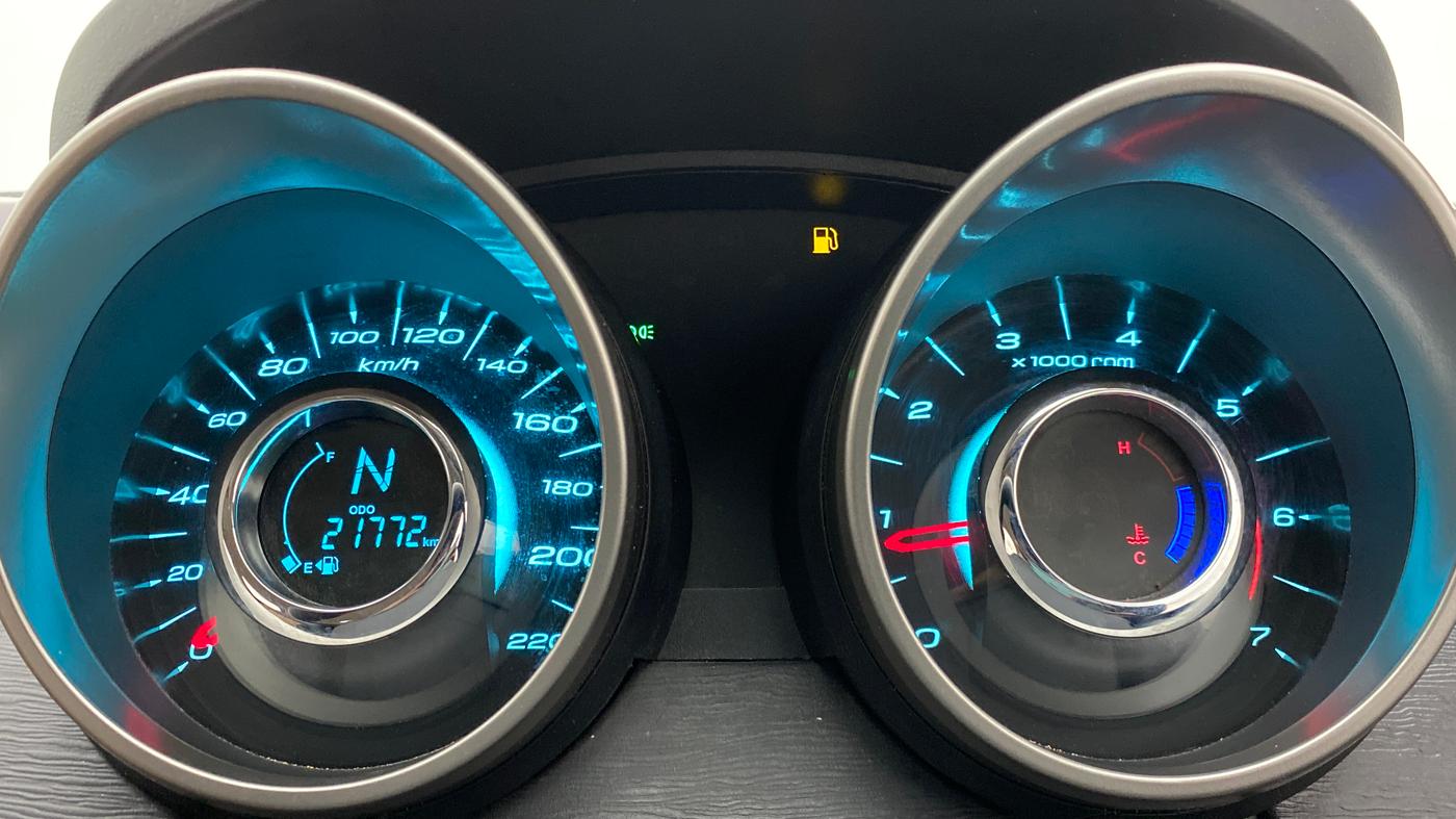2020 Mahindra XUV500 W7 FWD, Diesel, Manual, 21,772 km, Odometer Image