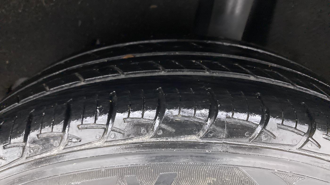 2017 Maruti Baleno DELTA CVT PETROL 1.2, Petrol, Automatic, 41,260 km, Left Rear Tyre Tread
