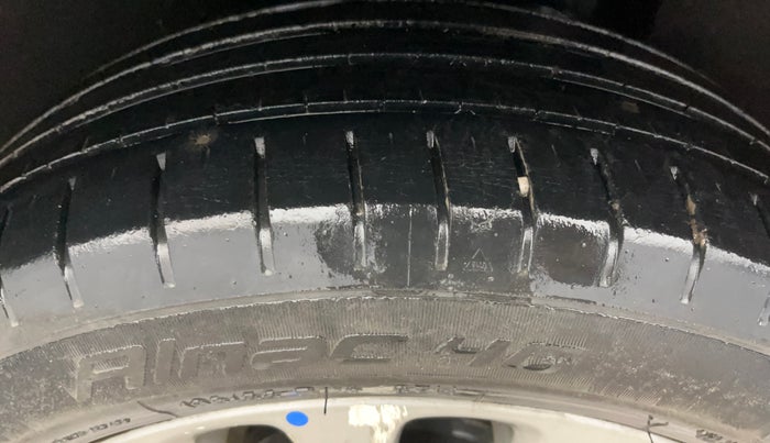 2018 Maruti Baleno ALPHA PETROL 1.2, CNG, Manual, 57,108 km, Left Rear Tyre Tread