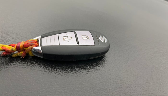 2018 Maruti Baleno ALPHA PETROL 1.2, CNG, Manual, 57,108 km, Key Close Up