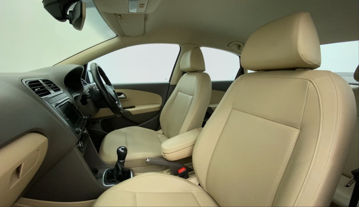 2018 Volkswagen Vento HIGHLINE DIESEL 1.5, Diesel, Manual, 90,723 km, Right Side Front Door Cabin