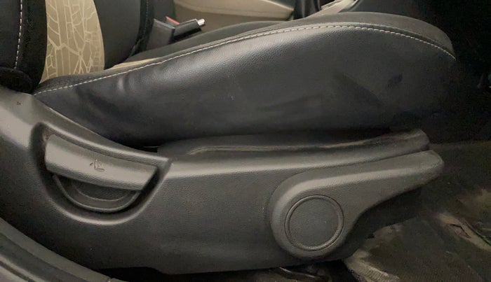 2014 Hyundai Grand i10 ASTA 1.2 KAPPA VTVT, Petrol, Manual, 72,360 km, Driver Side Adjustment Panel