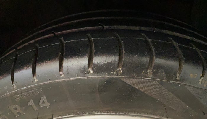 2014 Hyundai Grand i10 ASTA 1.2 KAPPA VTVT, Petrol, Manual, 72,360 km, Right Front Tyre Tread