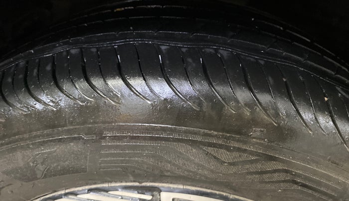 2023 Tata NEXON FEARLESS + SUNROOF DUAL TONE 1.2 PETROL, Petrol, Manual, 35,497 km, Right Rear Tyre Tread