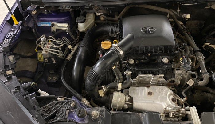 2023 Tata NEXON FEARLESS + SUNROOF DUAL TONE 1.2 PETROL, Petrol, Manual, 35,497 km, Engine View - Right