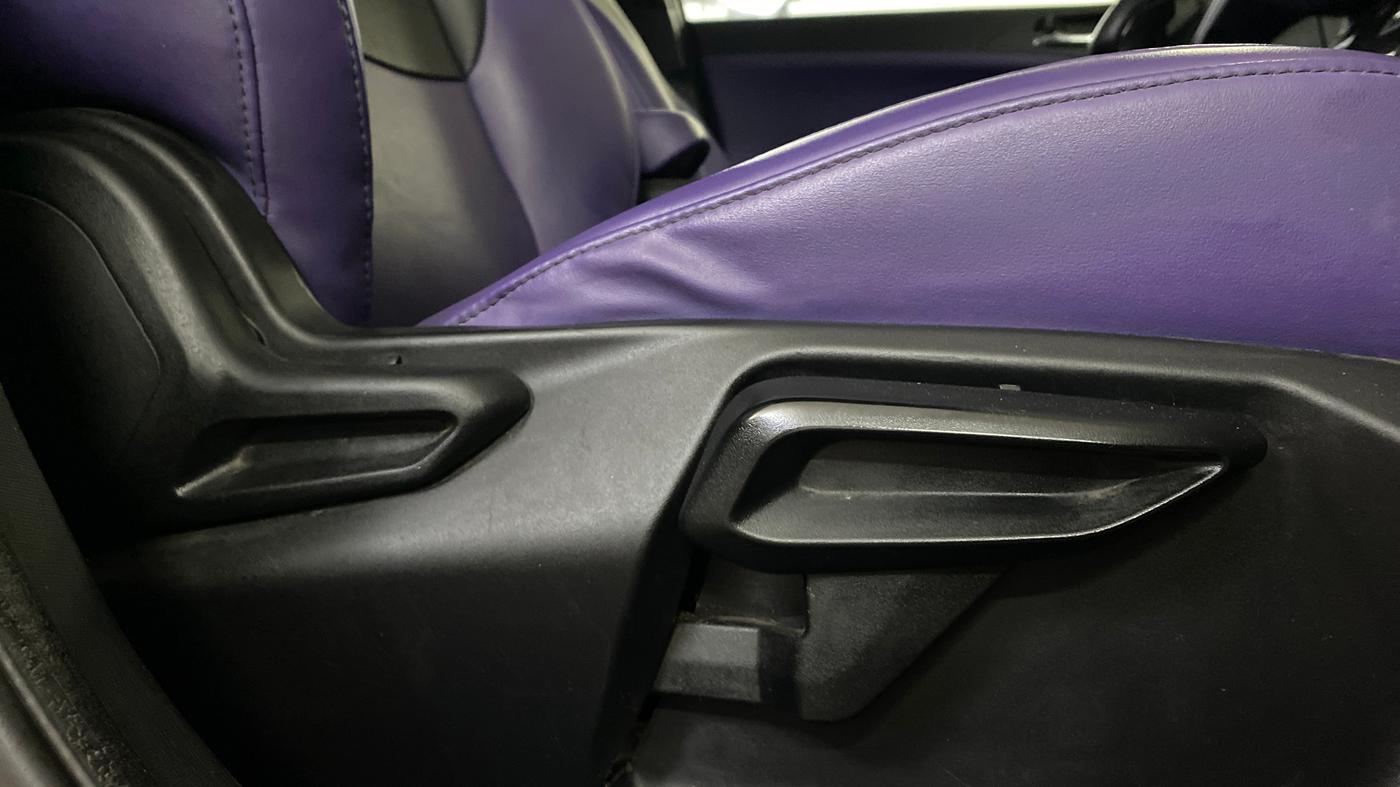 2023 Tata NEXON FEARLESS + SUNROOF DUAL TONE 1.2 PETROL, Petrol, Manual, 35,497 km, Driver Side Adjustment Panel