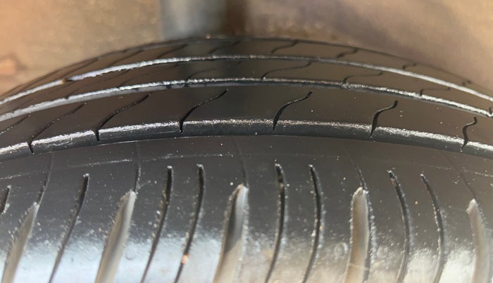 2023 KIA SONET GTX PLUS 1.5 IMT, Diesel, Manual, 17,250 km, Right Rear Tyre Tread