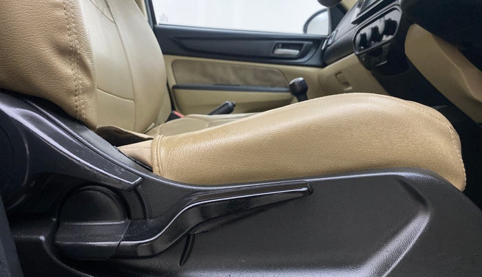 2018 Honda Amaze 1.2L I-VTEC S, Petrol, Manual, 1,43,926 km, Driver Side Adjustment Panel