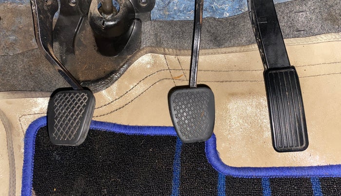 2018 Honda Amaze 1.2L I-VTEC S, Petrol, Manual, 1,43,926 km, Pedals