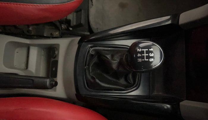 2016 Ford Ecosport TREND 1.5L PETROL, Petrol, Manual, 43,981 km, Gear Lever