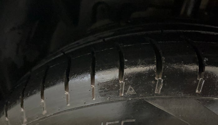 2016 Ford Ecosport TREND 1.5L PETROL, Petrol, Manual, 43,981 km, Left Front Tyre Tread