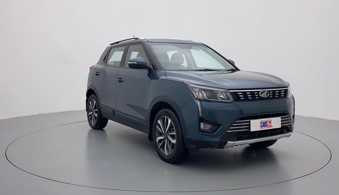 2019 Mahindra XUV300 W8(O), Diesel, Manual, 96,810 km, Right Front Diagonal