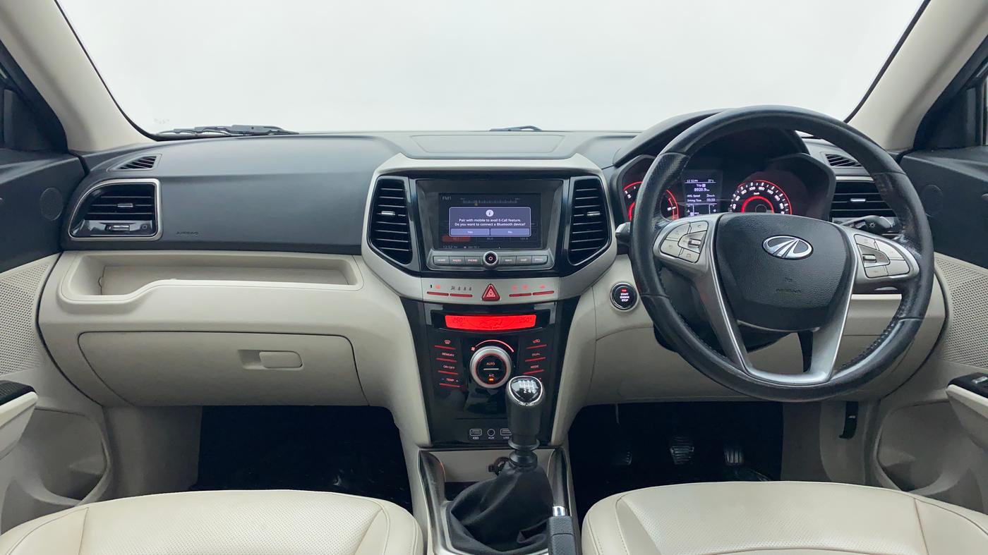 2019 Mahindra XUV300 W8(O), Diesel, Manual, 96,810 km, Dashboard
