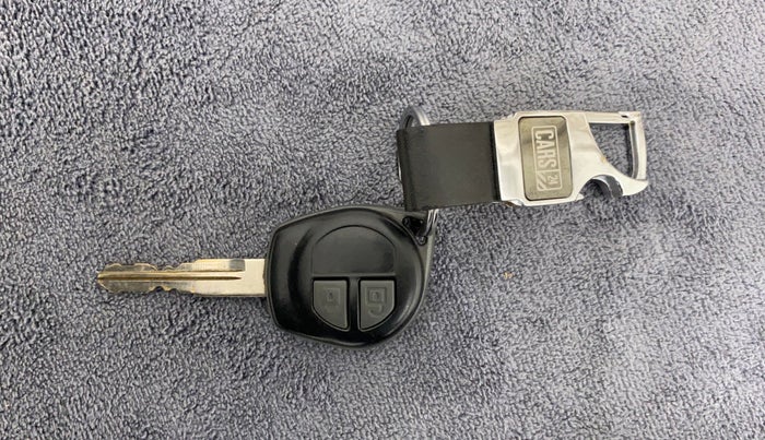 2010 Maruti Swift Dzire VXI, Petrol, Manual, 63,421 km, Key Close Up