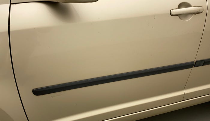 2010 Maruti Swift Dzire VXI, Petrol, Manual, 63,421 km, Front passenger door - Slightly dented