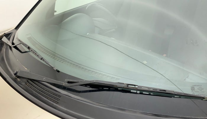 2010 Maruti Swift Dzire VXI, Petrol, Manual, 63,421 km, Front windshield - Noise From Wiper System