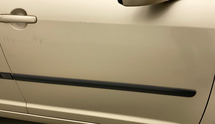2010 Maruti Swift Dzire VXI, Petrol, Manual, 63,421 km, Driver-side door - Minor scratches