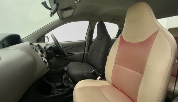 2011 Toyota Etios GD, Diesel, Manual, 78,975 km, Right Side Front Door Cabin