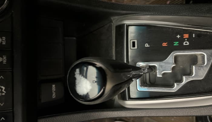 2015 Toyota Corolla Altis G CVT PETROL, Petrol, Automatic, 87,853 km, Gear Lever