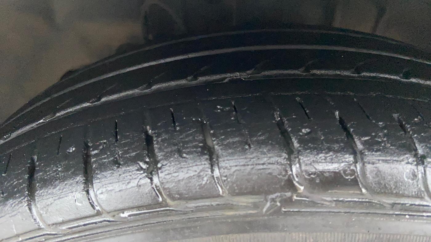 2021 Tata Tiago XZ PLUS PETROL, Petrol, Manual, 28,380 km, Left Front Tyre Tread