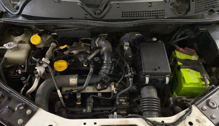 2021 Nissan MAGNITE XV PREMIUM TURBO CVT, Petrol, Automatic, 66,160 km, Engine View