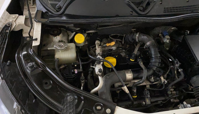 2021 Nissan MAGNITE XV PREMIUM TURBO CVT, Petrol, Automatic, 66,160 km, Engine View - Right