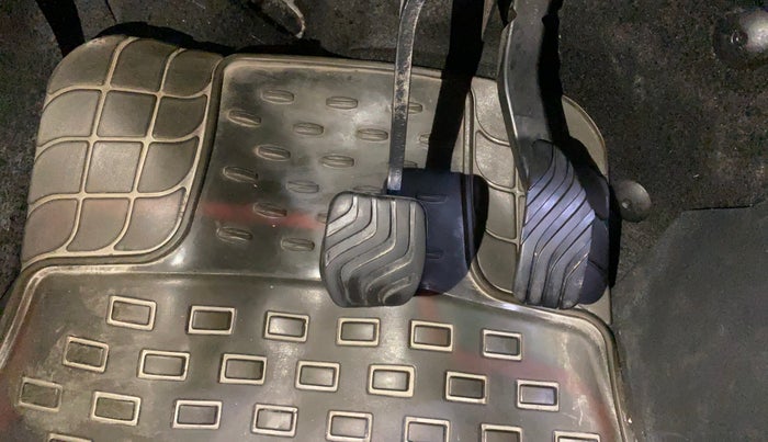 2021 Nissan MAGNITE XV PREMIUM TURBO CVT, Petrol, Automatic, 66,160 km, Pedals