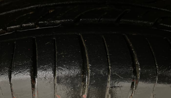 2018 Maruti Celerio VXI AMT (O), Petrol, Automatic, 59,645 km, Left Front Tyre Tread