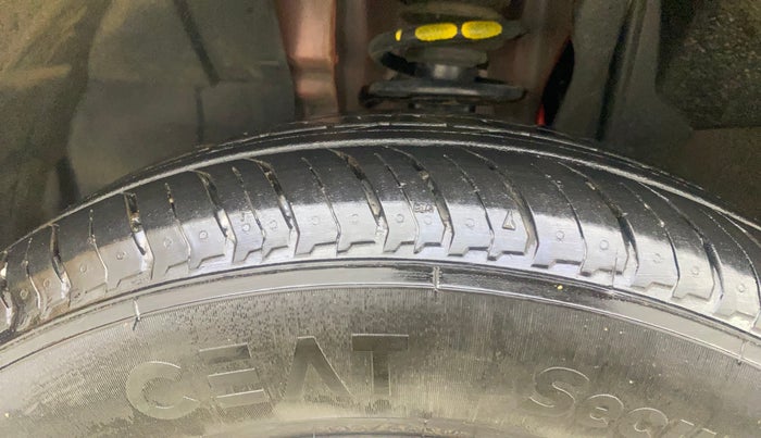 2024 Nissan MAGNITE  XE AMT EZ Shift, Petrol, Automatic, 1,849 km, Left Front Tyre Tread